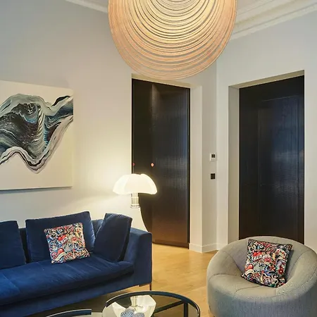 Saffron Rainbow Apartment *